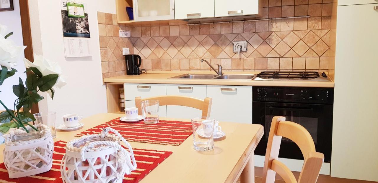 Pareja Apartments Орозеи Екстериор снимка